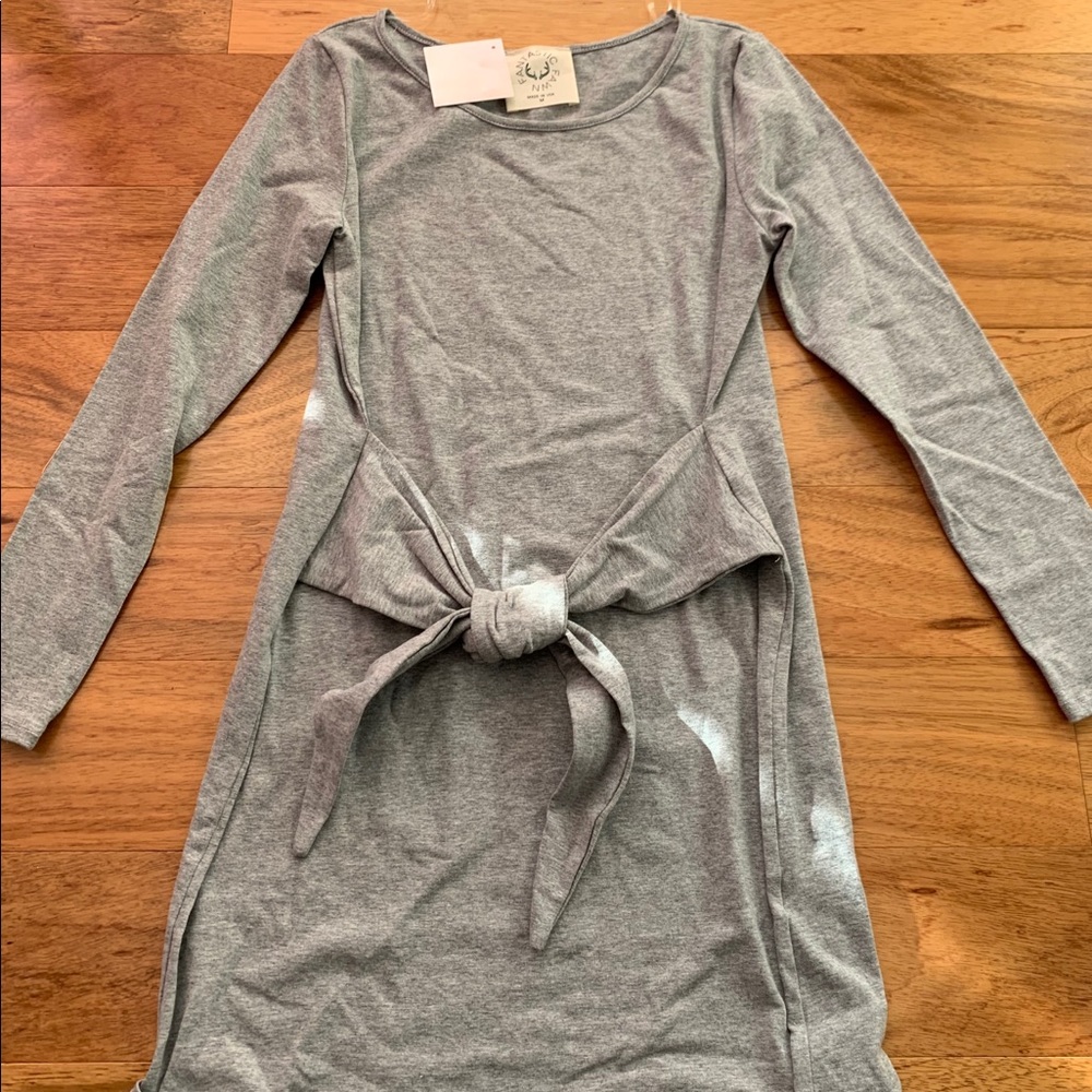 Cute gray tie front dress - Picture 2 of 2